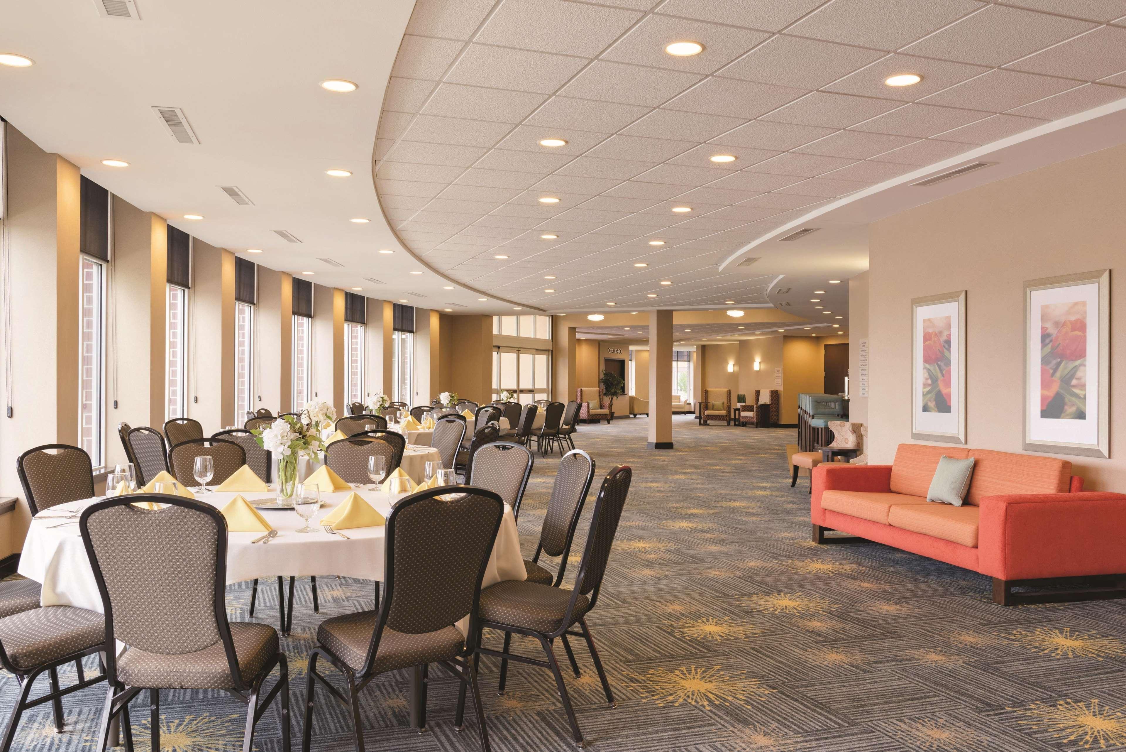 Hilton Garden Inn Fargo Eksteriør billede